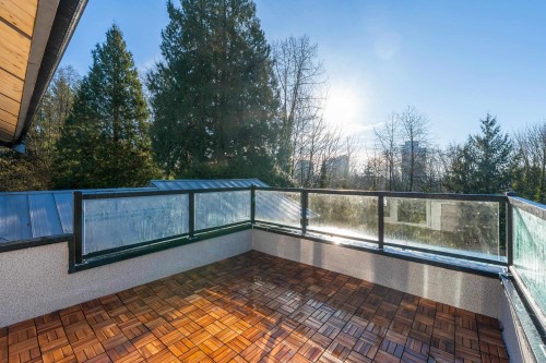 366 Keith Road, West Vancouver, BC 
