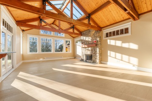 366 Keith Road, West Vancouver, BC 