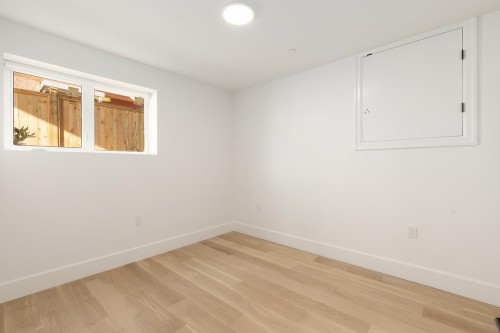 853 19Th Avenue E, Vancouver, BC 