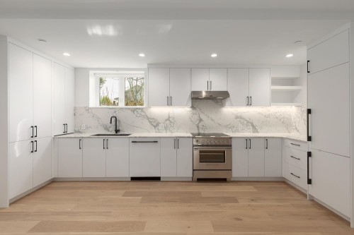 853 19Th Avenue E, Vancouver, BC 