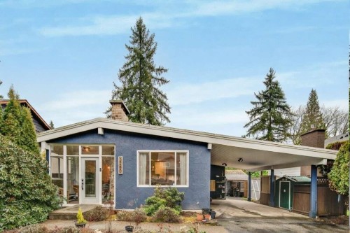 2280 King Albert Avenue  Coquitlam, BC V3J 1Z5