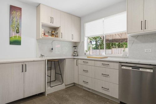 1856 Windermere Avenue, Port Coquitlam, BC 