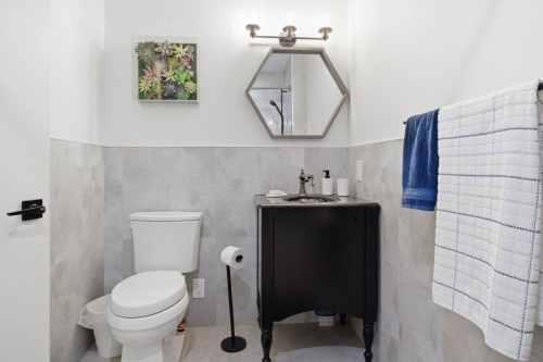 1856 Windermere Avenue, Port Coquitlam, BC 