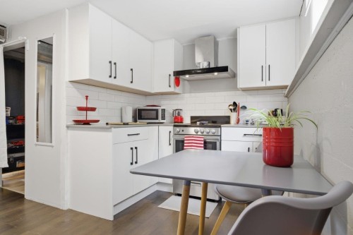 1856 Windermere Avenue, Port Coquitlam, BC 