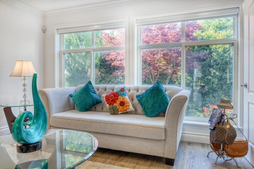 4218 10Th Avenue W, Vancouver, BC 