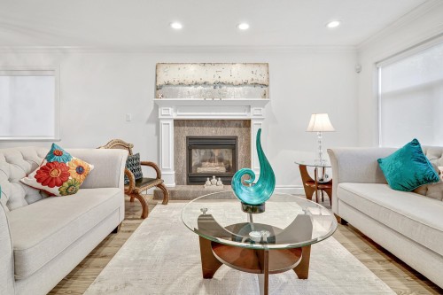 4218 10Th Avenue W, Vancouver, BC 