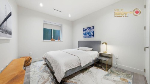 2710 Crescentview Drive, North Vancouver, BC 