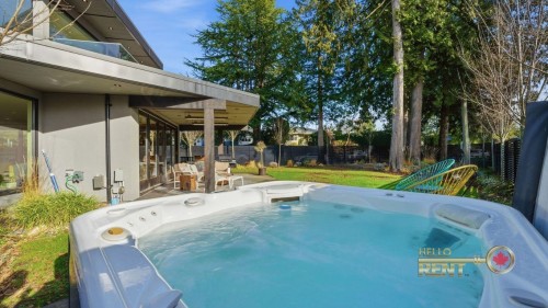 2710 Crescentview Drive, North Vancouver, BC 