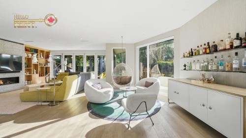 2710 Crescentview Drive, North Vancouver, BC 