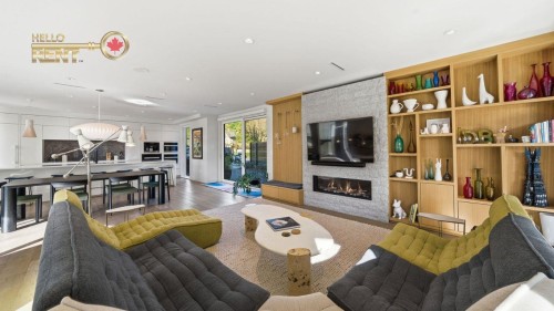 2710 Crescentview Drive, North Vancouver, BC 