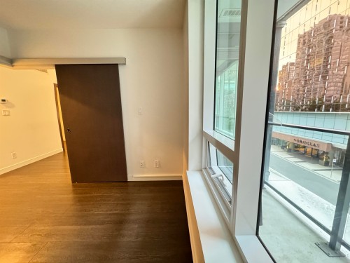 68 Smithe Street, Vancouver, BC 