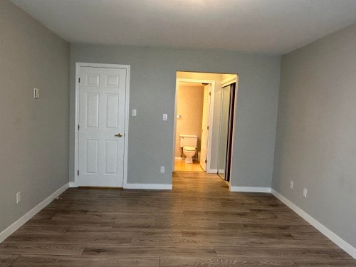 105-5875 Imperial Street, Burnaby, BC 