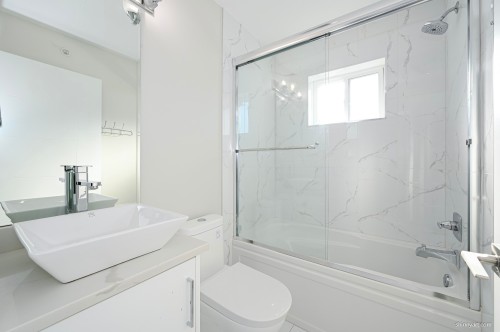 4737 Gothard Street, Vancouver, BC 