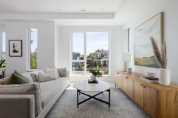 213-715 49th Avenue W Vancouver, BC V5Z 0L1