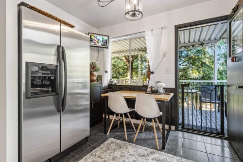 2560 Haversley Avenue, Coquitlam, BC 