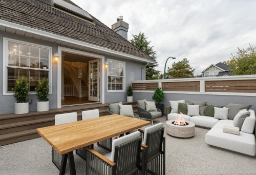 2074 Creelman Avenue, Vancouver, BC 