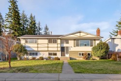 1205 Brisbane Avenue  Coquitlam, BC V3J 5K9