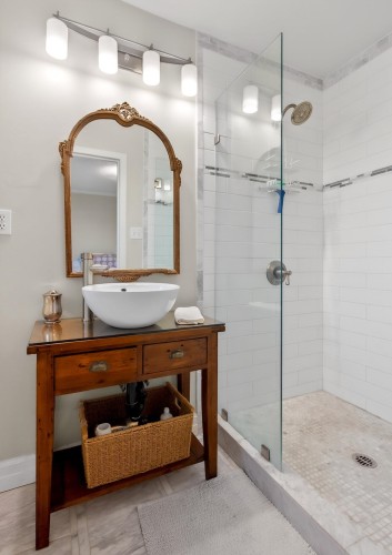 1205 Brisbane Avenue, Coquitlam, BC 