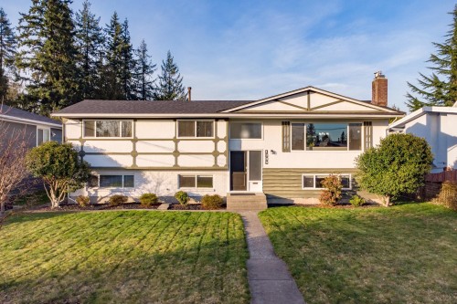 1205 Brisbane Avenue, Coquitlam, BC 