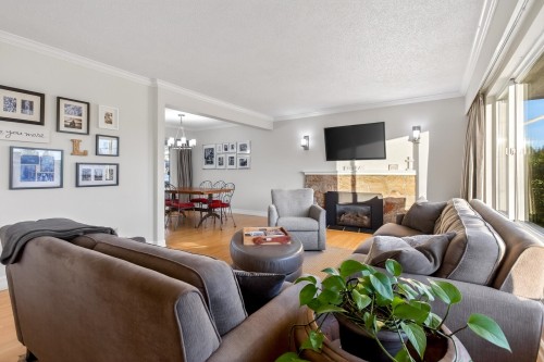 1205 Brisbane Avenue, Coquitlam, BC 