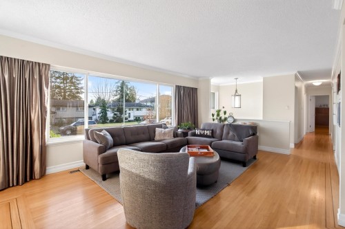 1205 Brisbane Avenue, Coquitlam, BC 