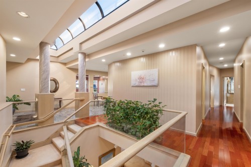 2490 Westhill Court, West Vancouver, BC 