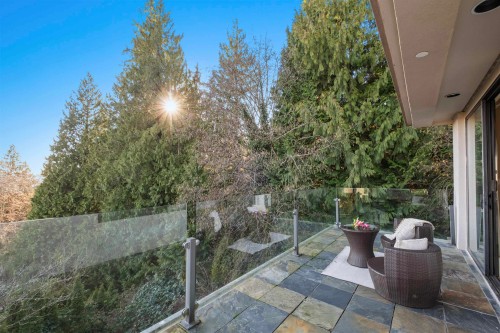 2490 Westhill Court, West Vancouver, BC 