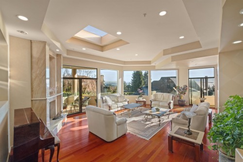 2490 Westhill Court, West Vancouver, BC 