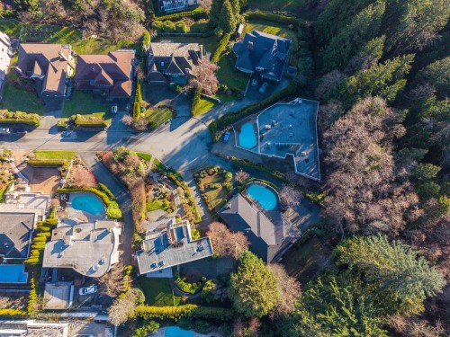 2490 Westhill Court, West Vancouver, BC 