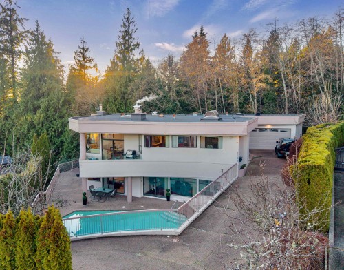 2490 Westhill Court, West Vancouver, BC 