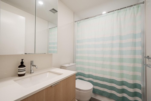 910-318 Alderson Avenue, Coquitlam, BC 