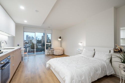 910-318 Alderson Avenue, Coquitlam, BC 