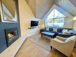 Week 11-4293 Mountain Square  Whistler, BC V8E 1B8