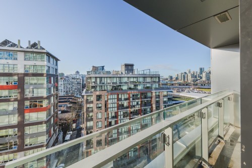 1102-1768 Cook Street, Vancouver, BC 