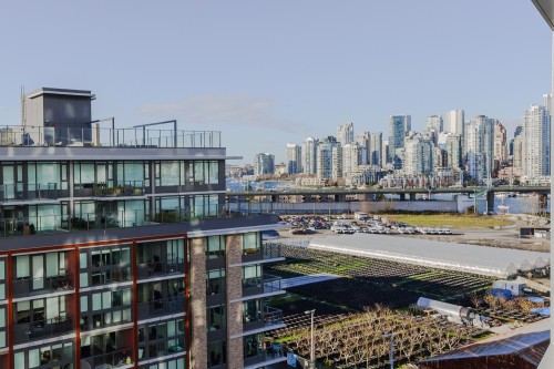 1102-1768 Cook Street, Vancouver, BC 