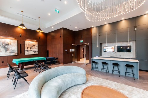 1102-1768 Cook Street, Vancouver, BC 