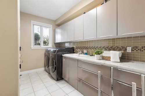 7371 Manning Court, Richmond, BC 