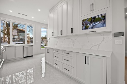 3015 19Th Avenue E, Vancouver, BC 