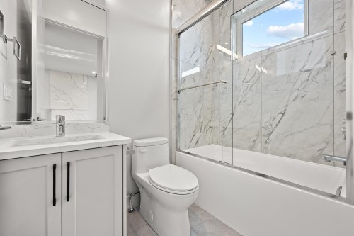 3015 19Th Avenue E, Vancouver, BC 