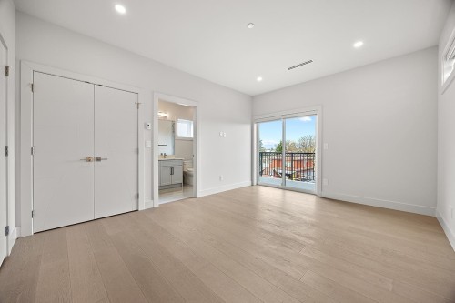 3015 19Th Avenue E, Vancouver, BC 