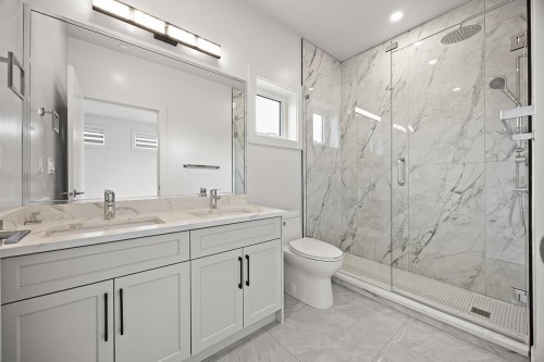 3015 19Th Avenue E, Vancouver, BC 