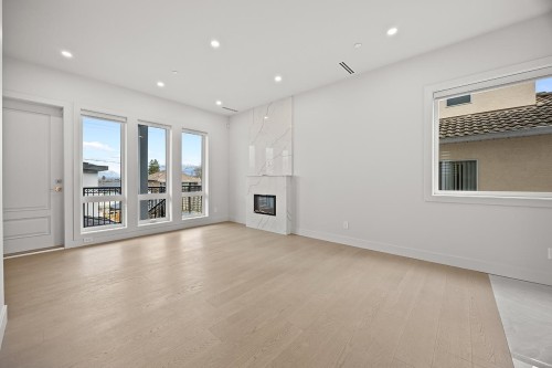 3015 19Th Avenue E, Vancouver, BC 