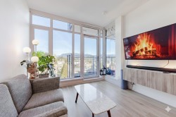 808-1045 Austin Avenue  Coquitlam, BC V3K 0G9