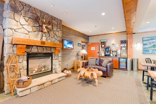 101-1490 Highway 99, Pemberton, BC 