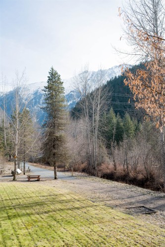 101-1490 Highway 99, Pemberton, BC 