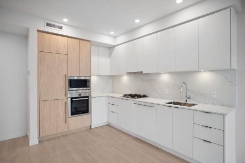 2901-537 Cottonwood Avenue, Coquitlam, BC 