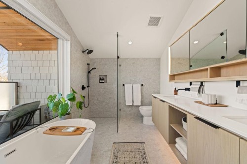 529 17Th Avenue E, Vancouver, BC 