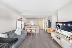 2605-488 Marine Drive SW Vancouver, BC V5X 0C6