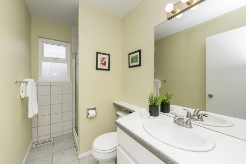 1063 Corona Crescent, Coquitlam, BC 