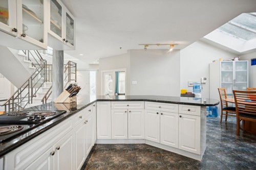 2085 Qualicum Drive, Vancouver, BC 